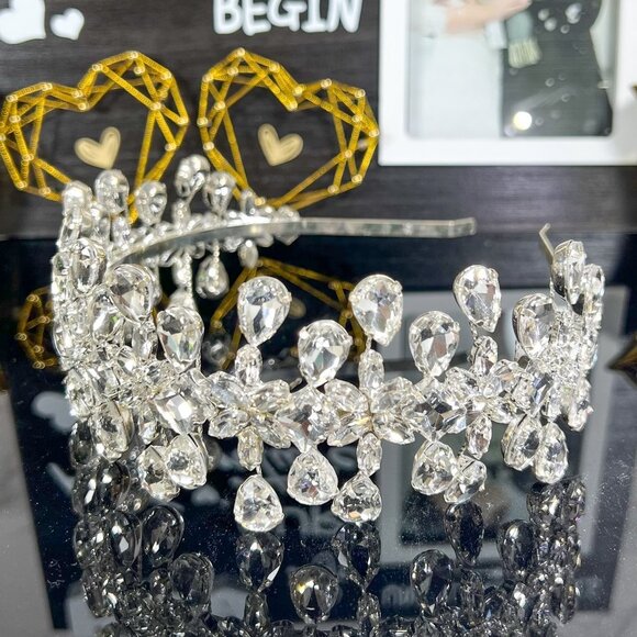 Statement Bridal Headband, Silver Crystal Headpiece, Wedding Hair Accessory - Picture 1 of 6